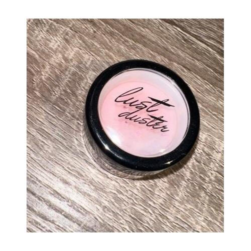 Benefit Cosmetics Lust Duster Go go girl Pink Loose Powder